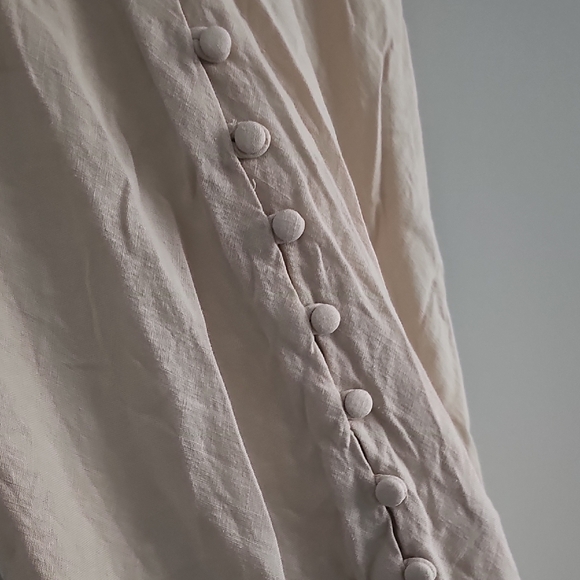 Beige Sleeveless Dress - Picture 5 of 5